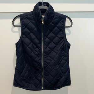 Old Navy Blue Quilted Vest with Stand-Up Collar and Fitted Silhouette